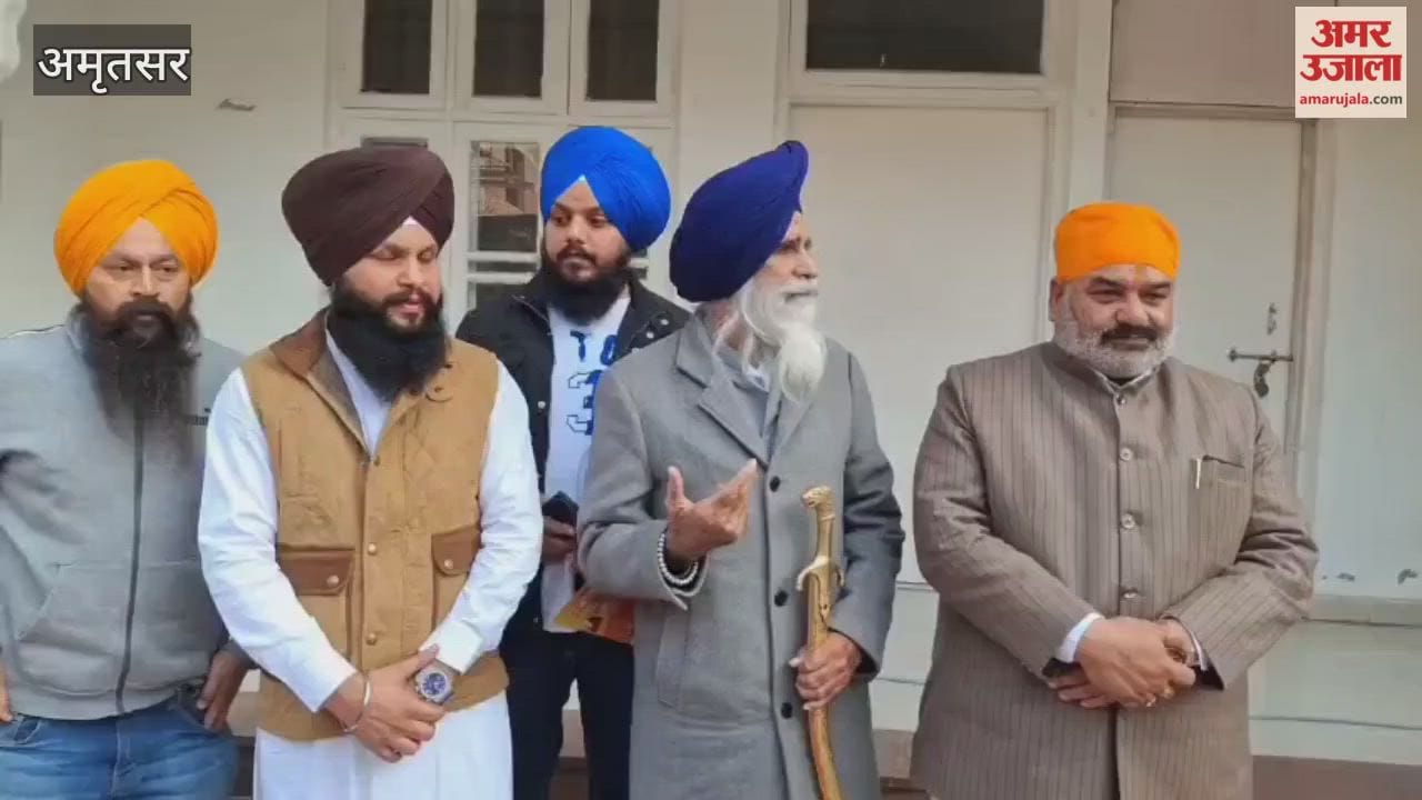 Jagdish Singh Jhinda met with the Jathedar to discuss religious and Sikh affairs.