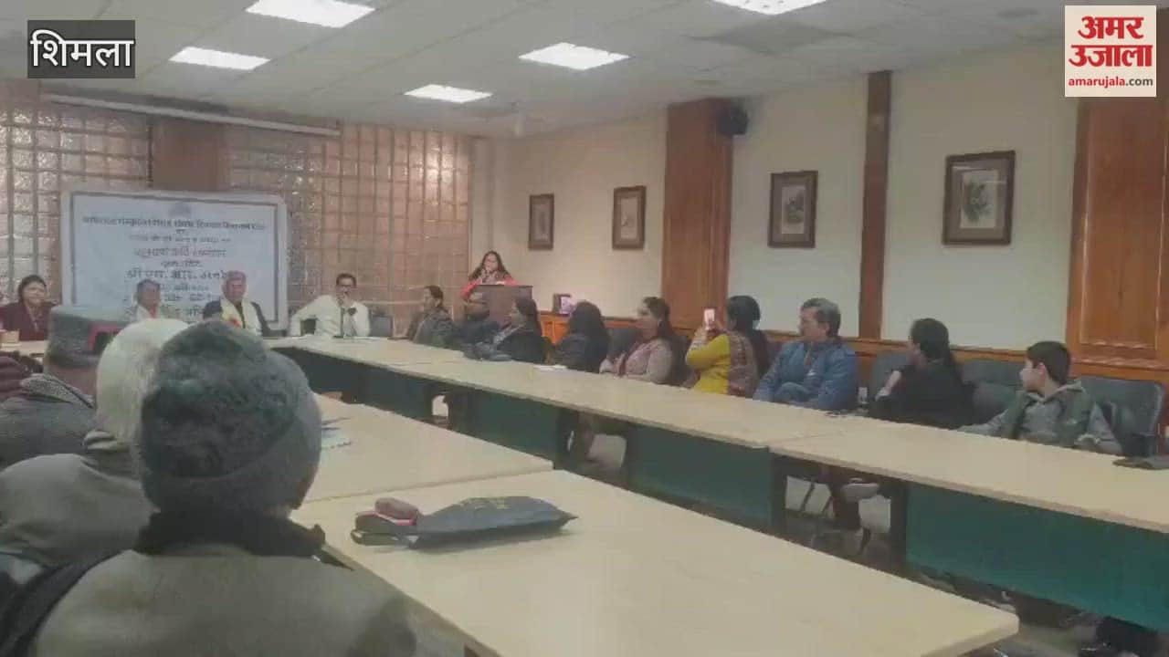 Shimla The poem Winter Sunshine received much applause at Gaiety Theatre