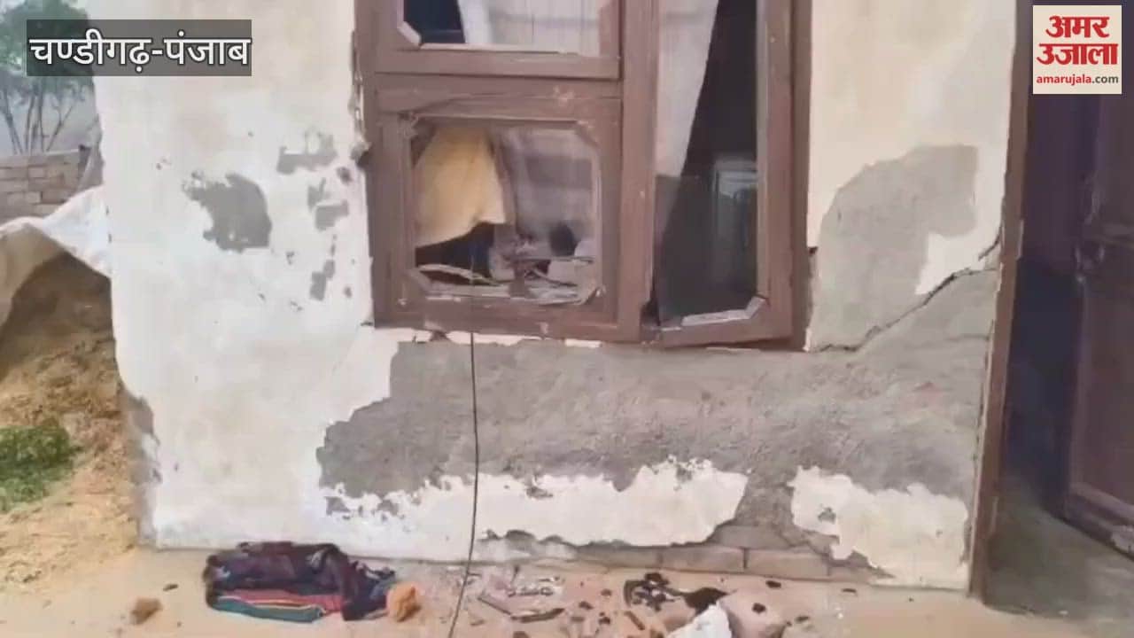 Armed attackers attacked a family in a village in Guruharsahai.