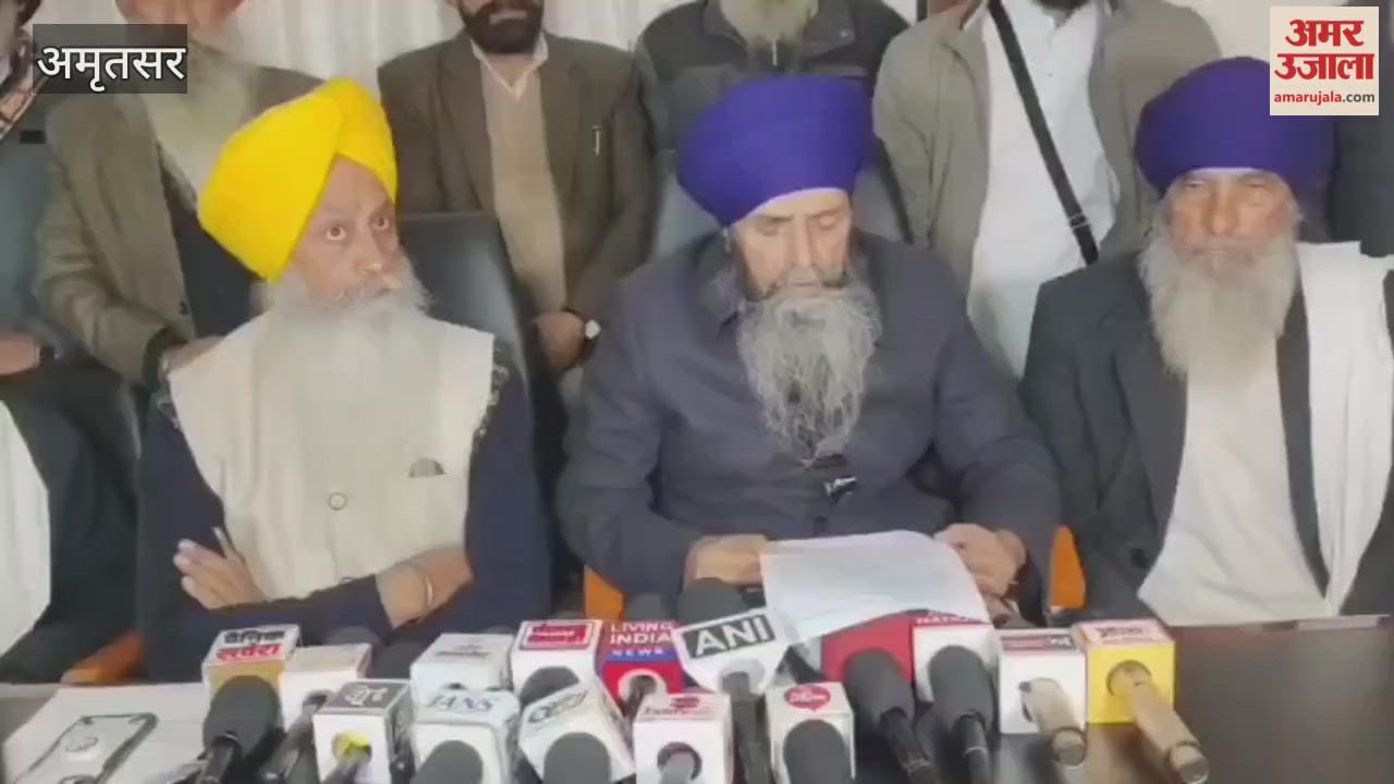Sikh organizations have demanded an independent inquiry into the disappearance of copies of the Guru Granth Sahib.