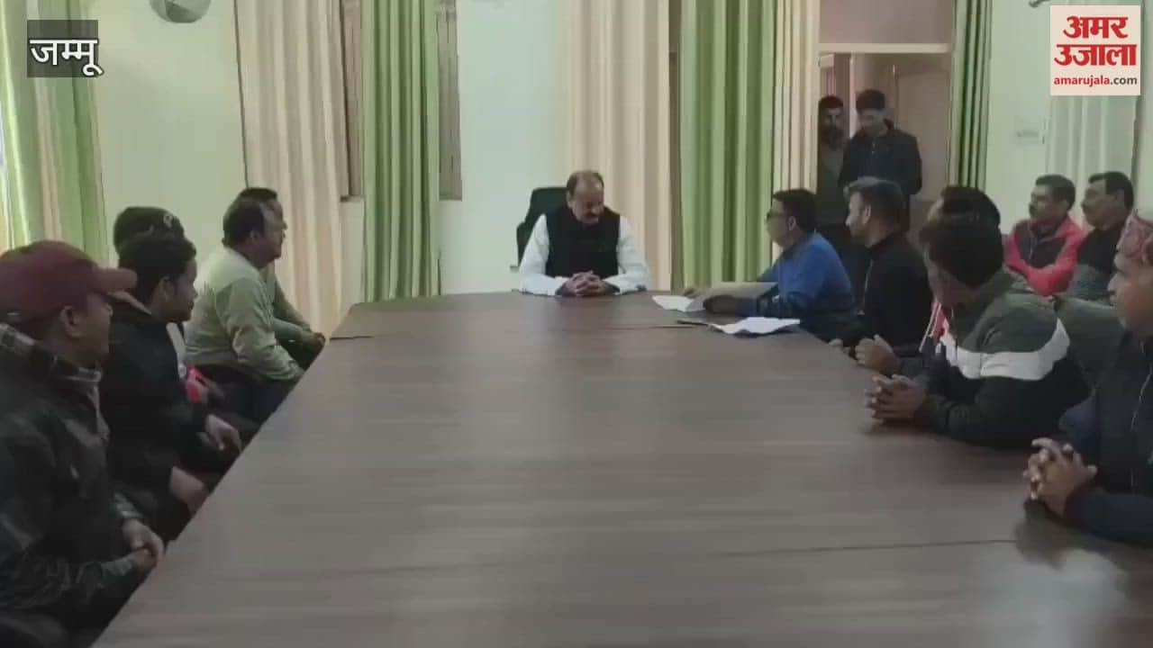 Samba: Samba United Front PHE temporary employees approached the MLA to raise their concerns.