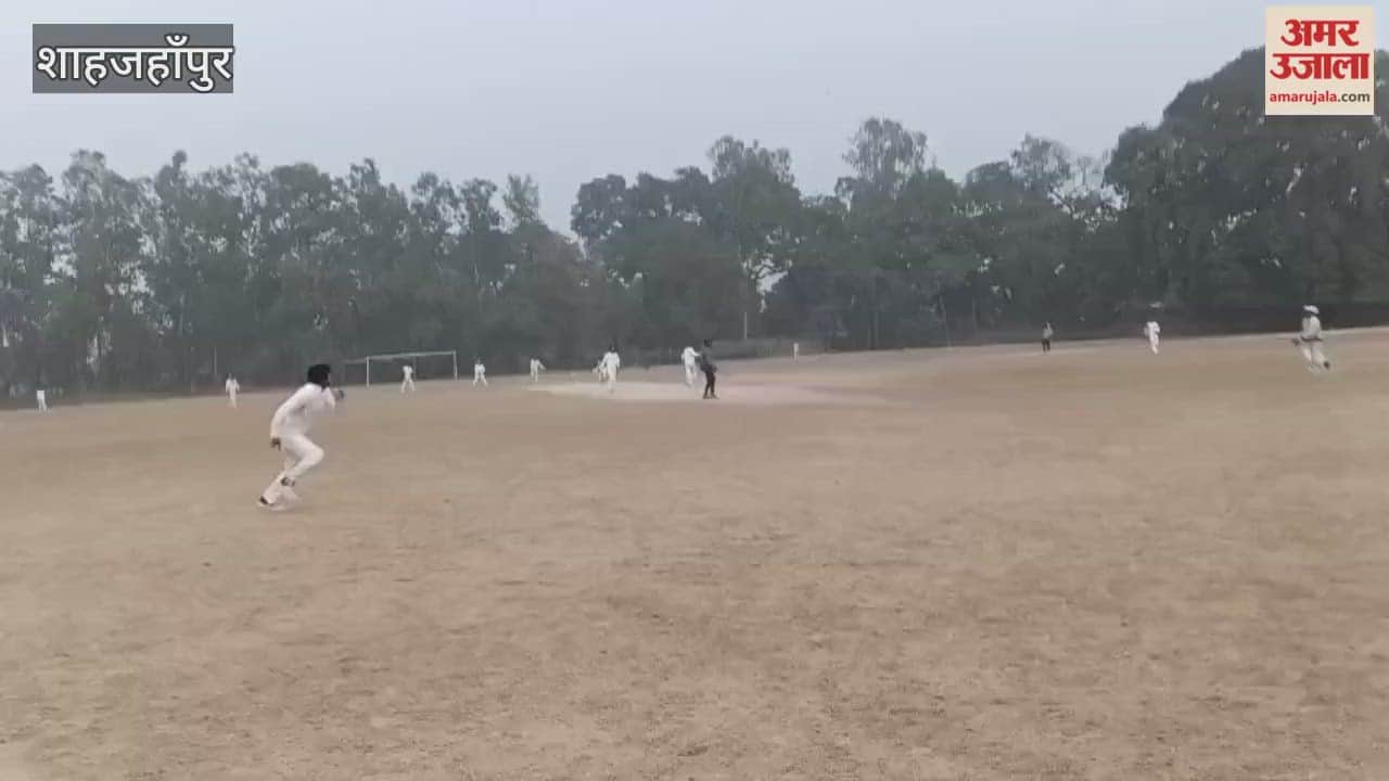 Crown Club team defeated Bahadur Titans in Cricket tournament in Shahjahanpur
