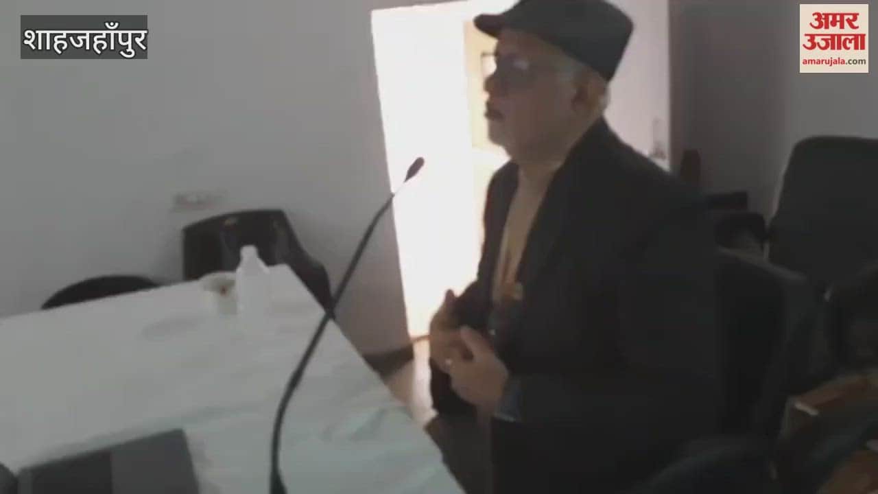 lady police trainees given meditation training in Shahjahanpur