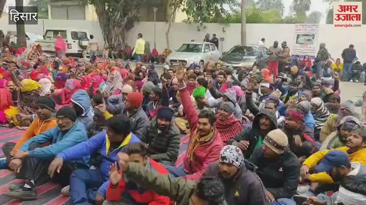 Sanitation workers in Hisar held a half-day work stoppage and protest to press for their pending demands