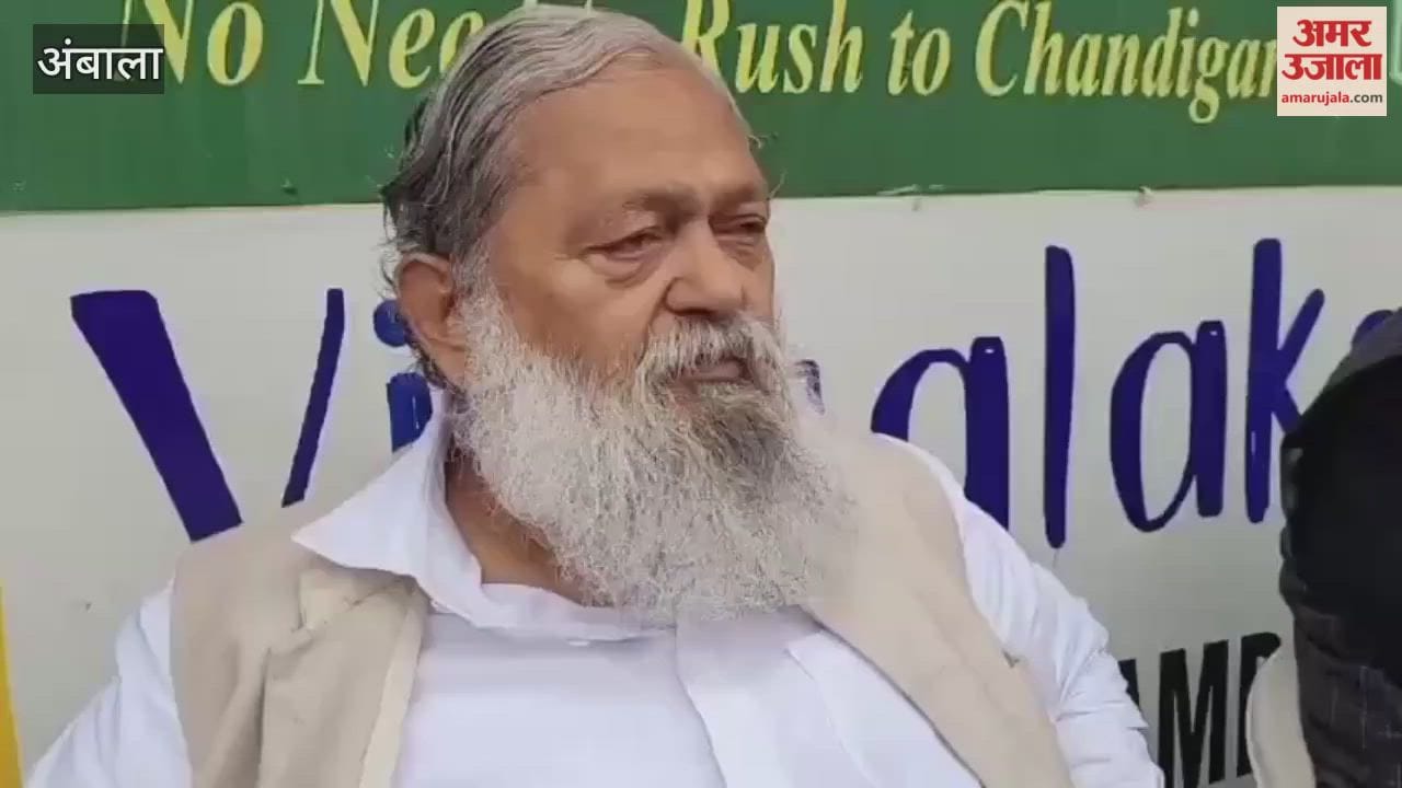 Minister Vij targeted Shah Rukh Khan's team, saying it was wrong to buy Bangladeshi players