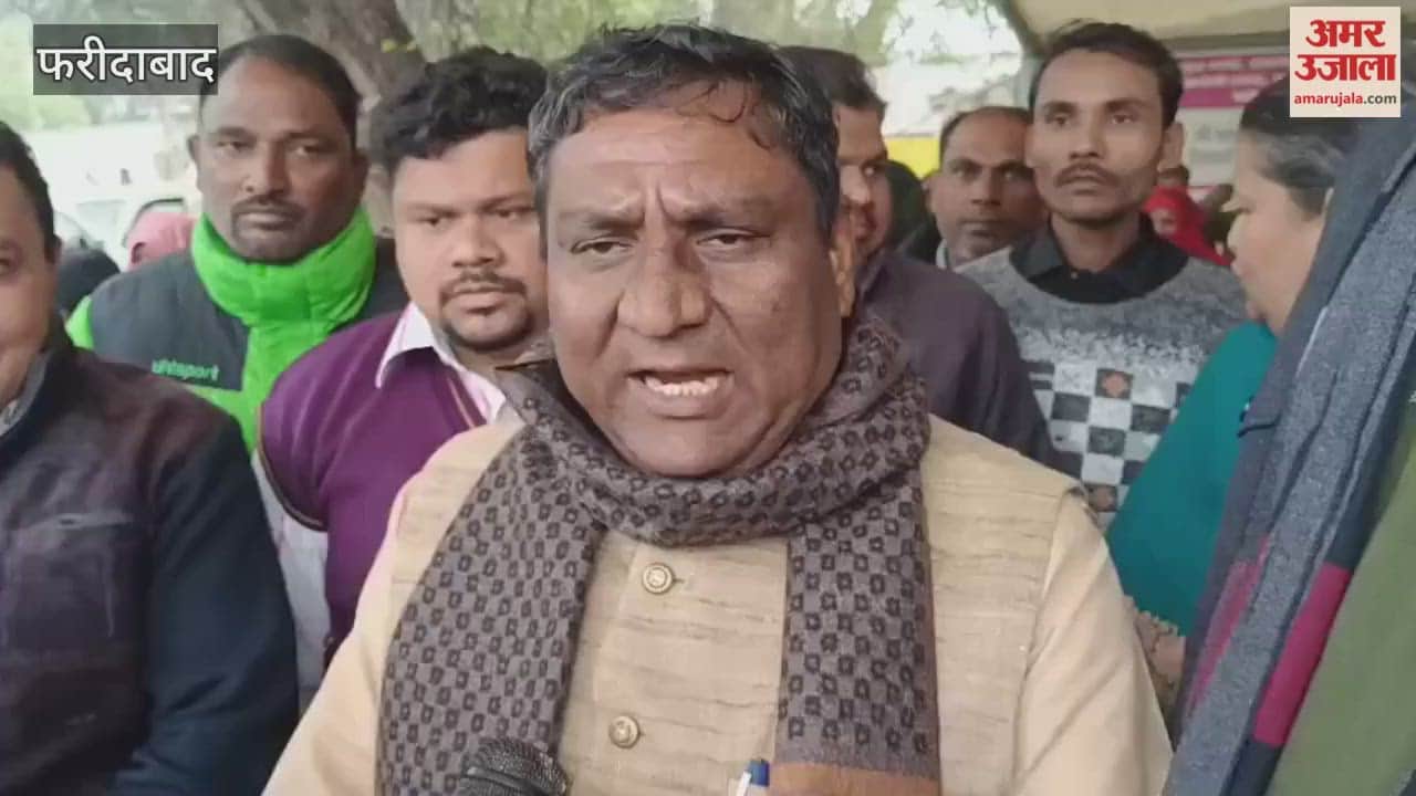 Following a dispute over service record updates, the protest by Faridabad hospital employees intensifies.