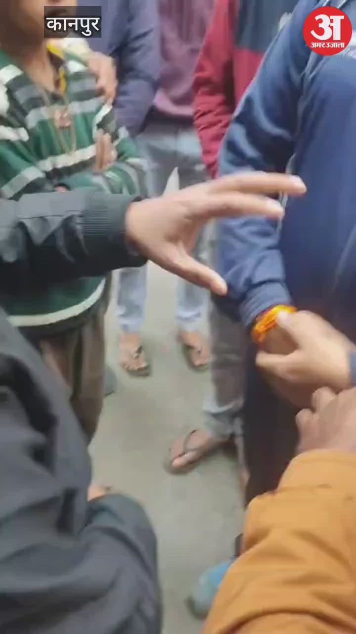 उन्नाव: मां चंडिका देवी का दानपात्र उड़ा ले गए चोर,  CCTV में दिखे तीन संदिग्ध