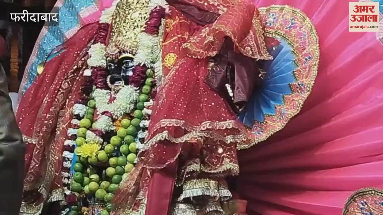 Crowd of devotees to visit Kali Mata temple on New Year in Faridabad