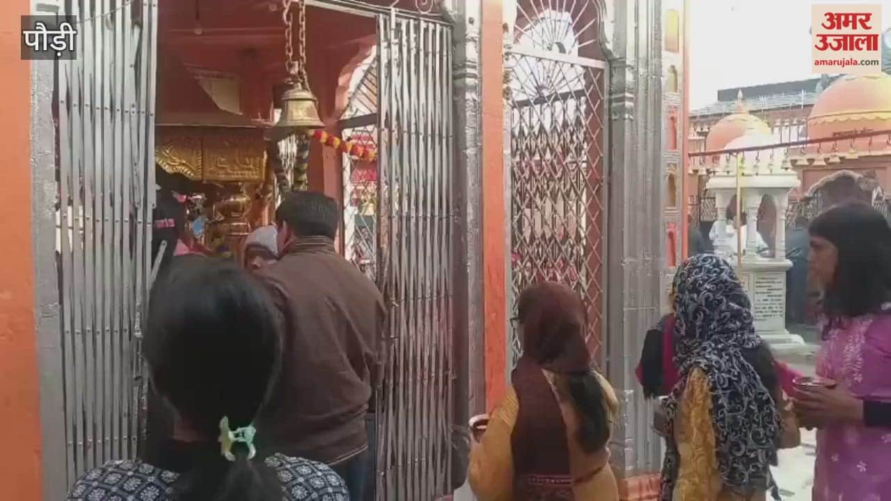 VIDEO: Devotees thronged temples in Srinagar on the occasion of New Year.