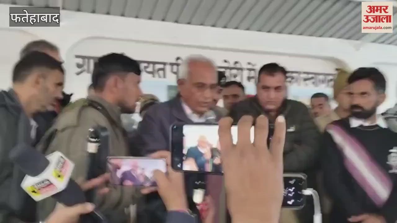 A shocking revelation emerged at a village council meeting in Bhattu Kalan, Fatehabad, regarding the two children who went missing in Peeli Mandori; a relative, their aunt, is accused of hiding them through intimidation and threats.
