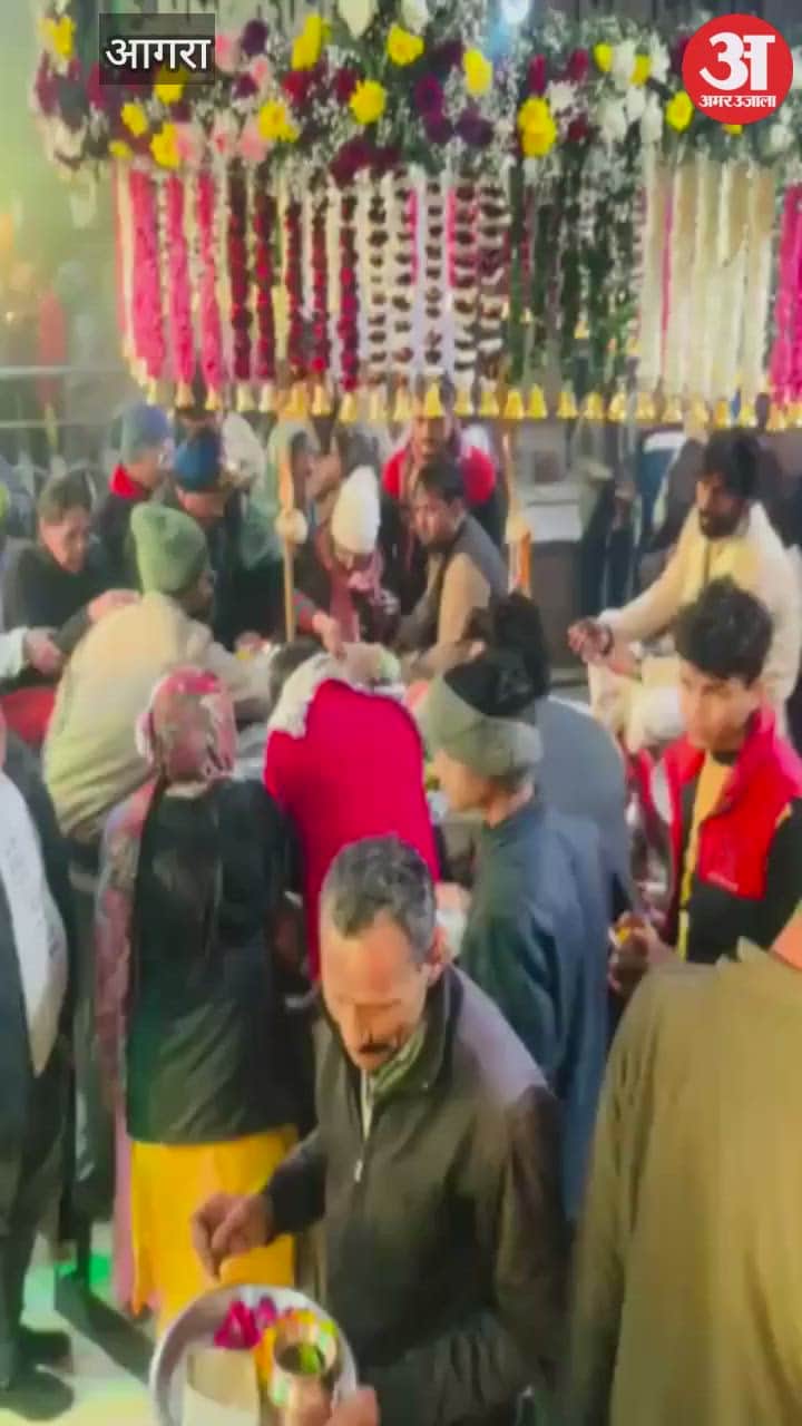 Temples were crowded with people on New Year Day