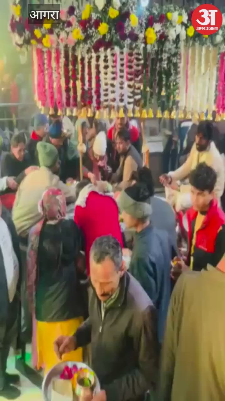 Temples were crowded with people on New Year Day