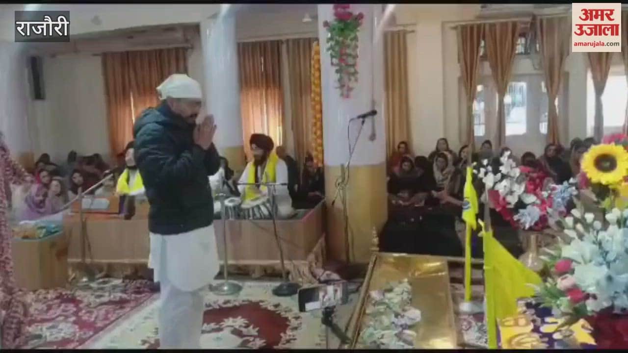 The festival of lights was celebrated with great enthusiasm in Rajouri.