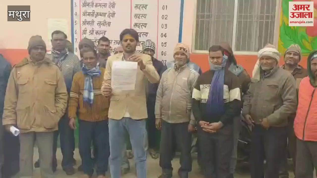 sanitation workers are outraged due to not receiving their salaries