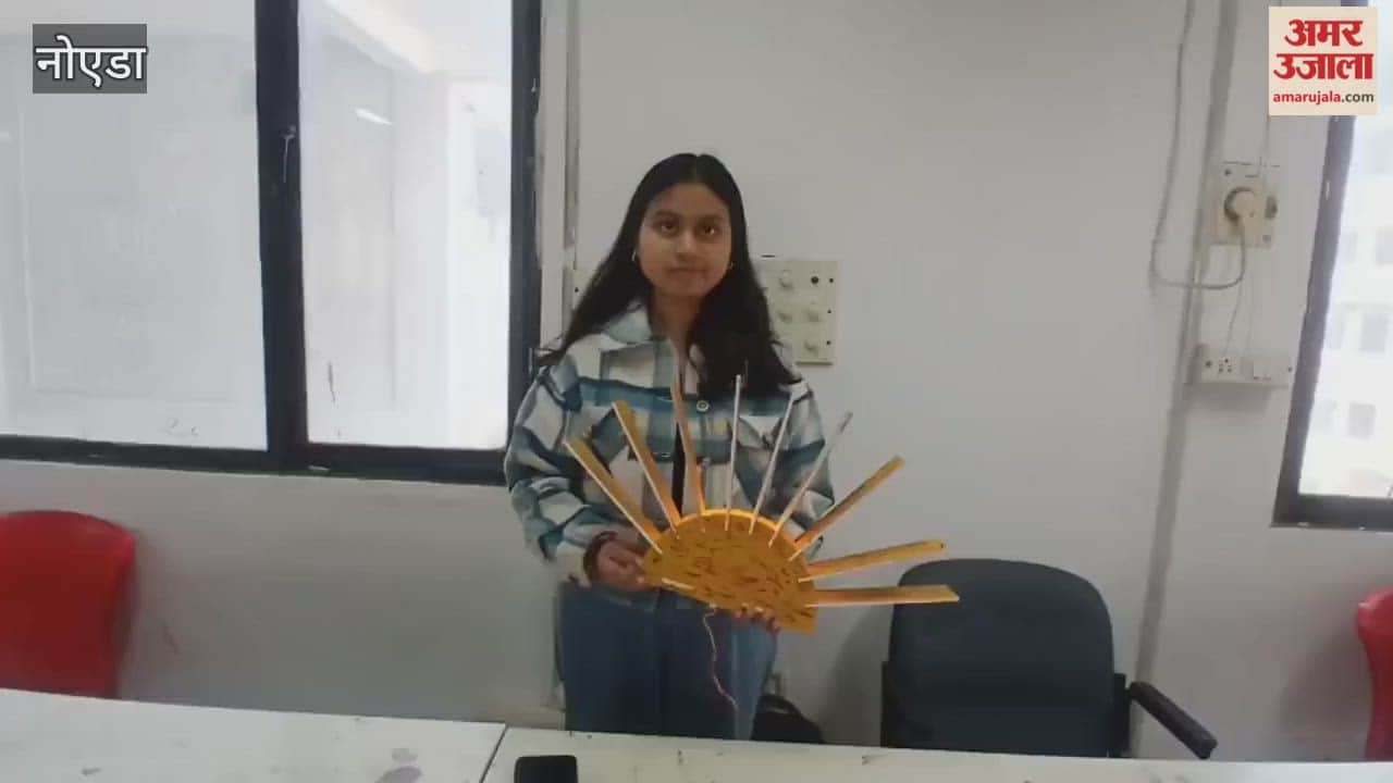 Design models attract first year students of UPID College in Noida