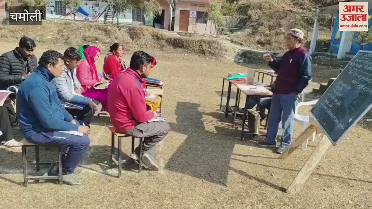 Tharali: Training was provided to Panchayat representatives, with information given on Sustainable Development Goals.