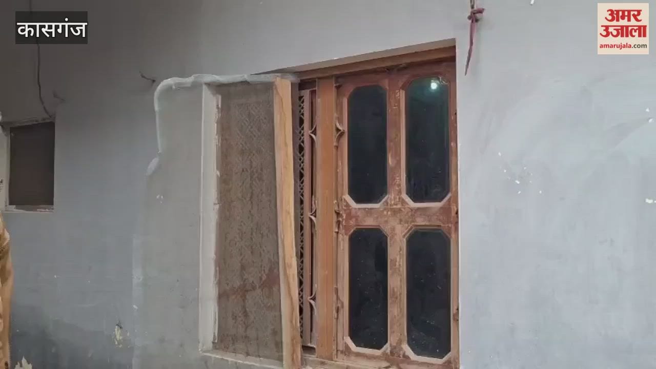 Thieves cut through lock of closed house and stole millions of rupees