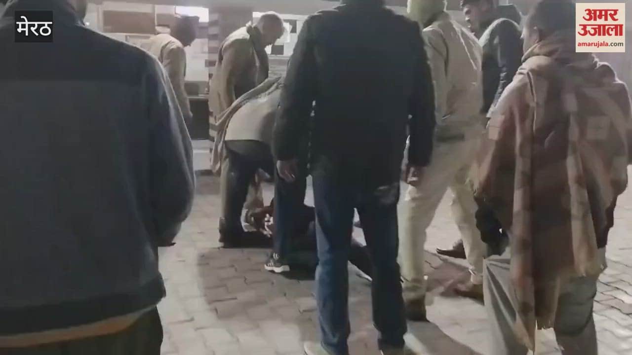 Meerut: Stone pelting in culvert dispute, ruckus at the police station