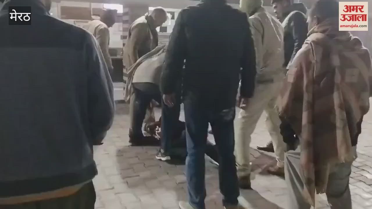 Meerut: Stone pelting in culvert dispute, ruckus at the police station