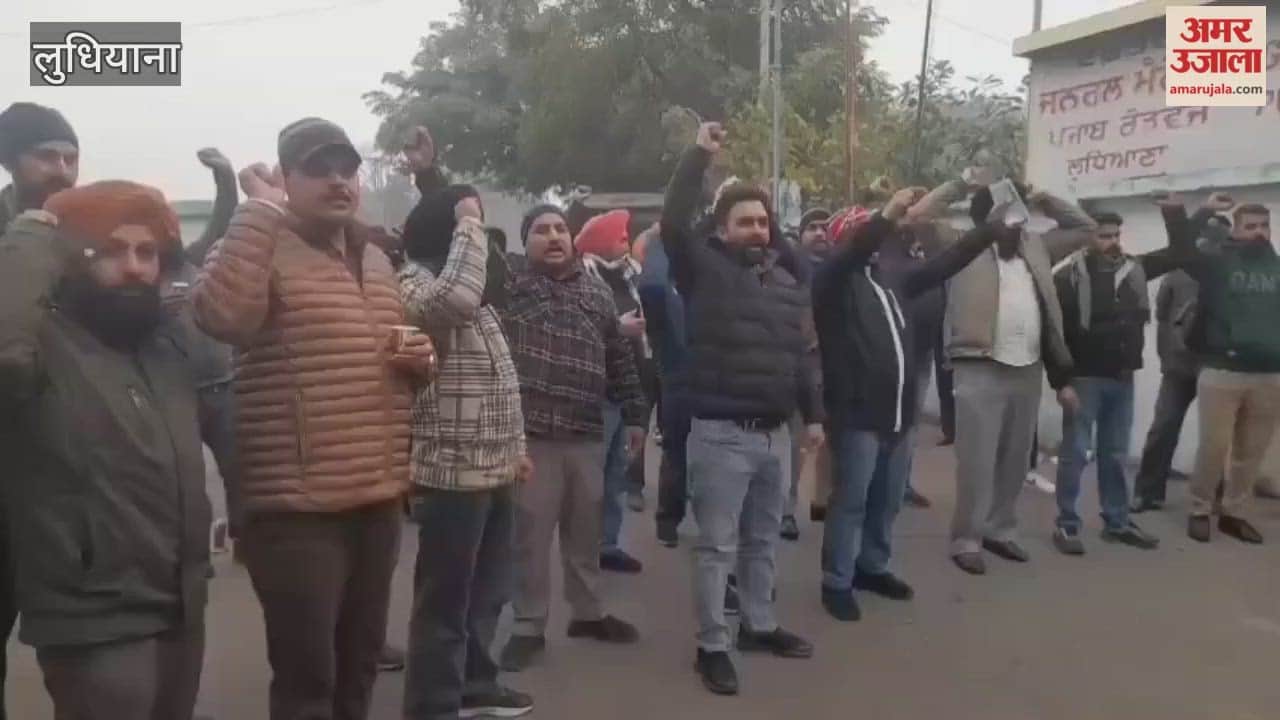 Punbus and PRTC contract employees protest in Ludhiana