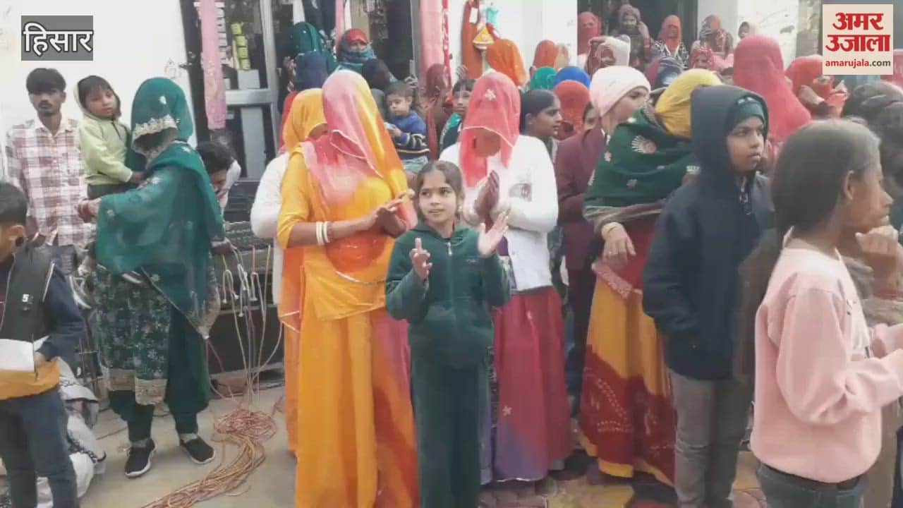 A grand religious gathering, community feast, and fair were organized at the Shani temple in Shyamsukh village, Hisar, to celebrate the temple's anniversary and the installation of the idol.