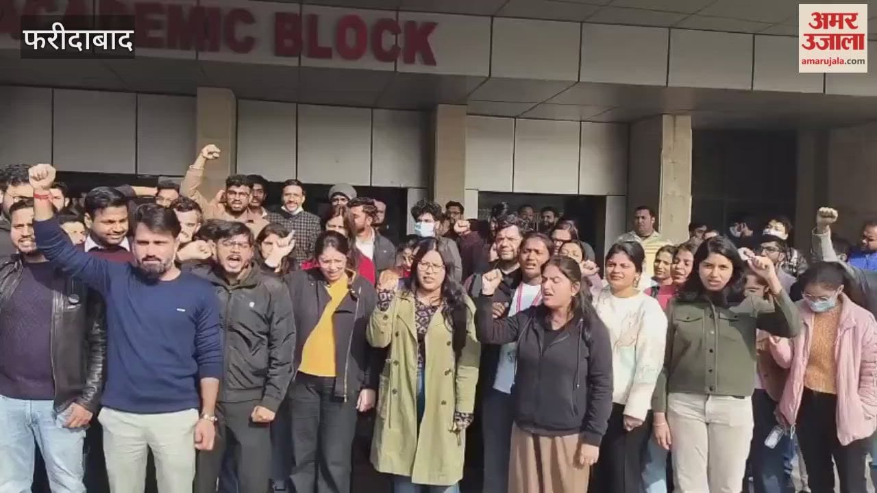 Resident doctors at ESIC go on strike