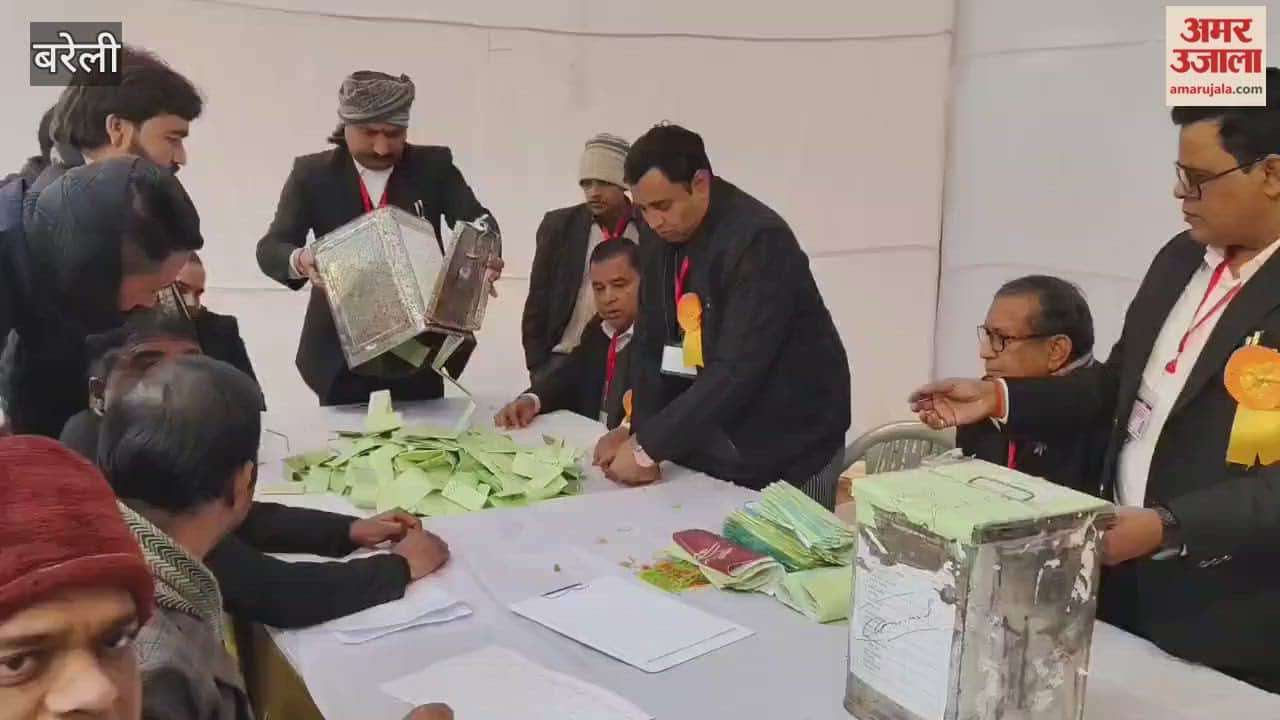 Bareilly Bar elections Hulasi Ram Gangwar wins the post of Vice President Rajat Mohan becomes Junior Vice President