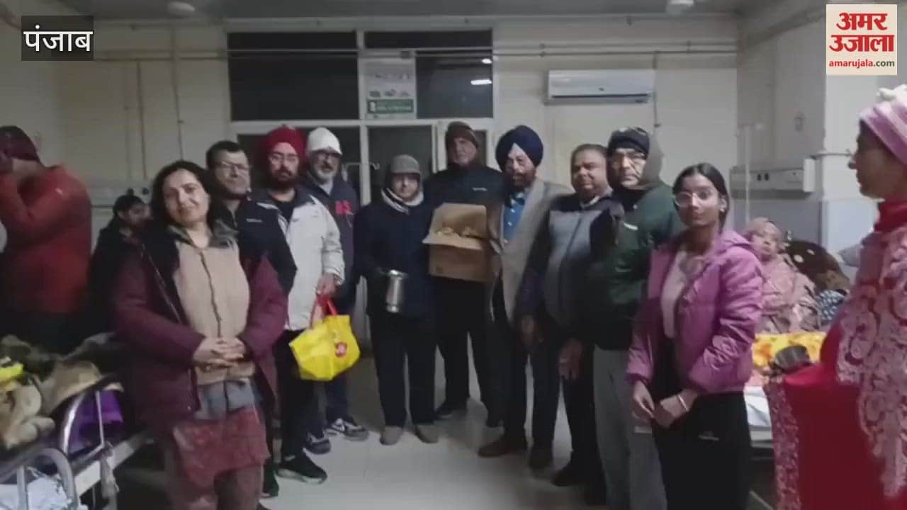 Rotary Club Phagwara South East distributed milk and bread to patients at the civil hospital.