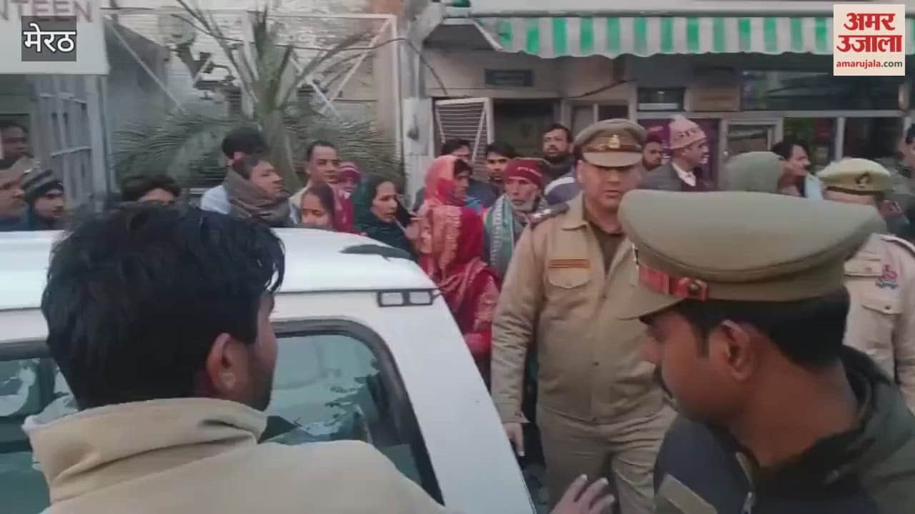 Woman dies in hospital; Bhim Army activists create ruckus, vandalize ambulance.