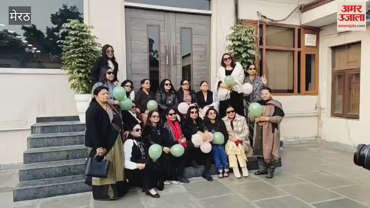 The Sainath Kitty Group celebrated the New Year with great enthusiasm, playing games and winning many prizes.