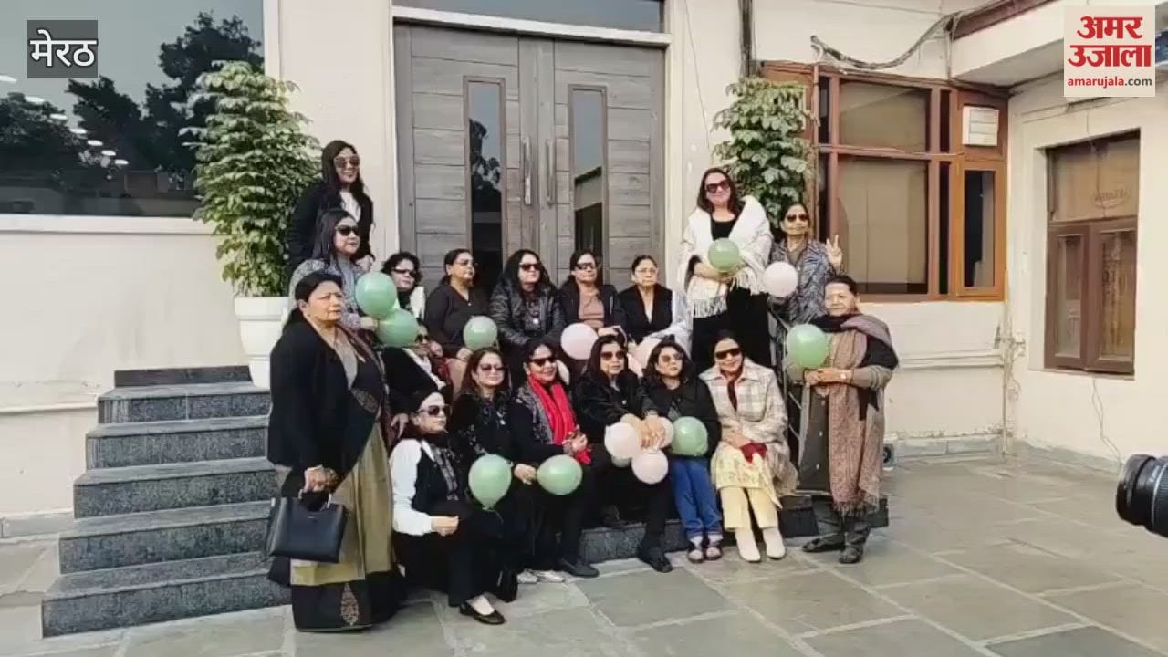 The Sainath Kitty Group celebrated the New Year with great enthusiasm, playing games and winning many prizes.