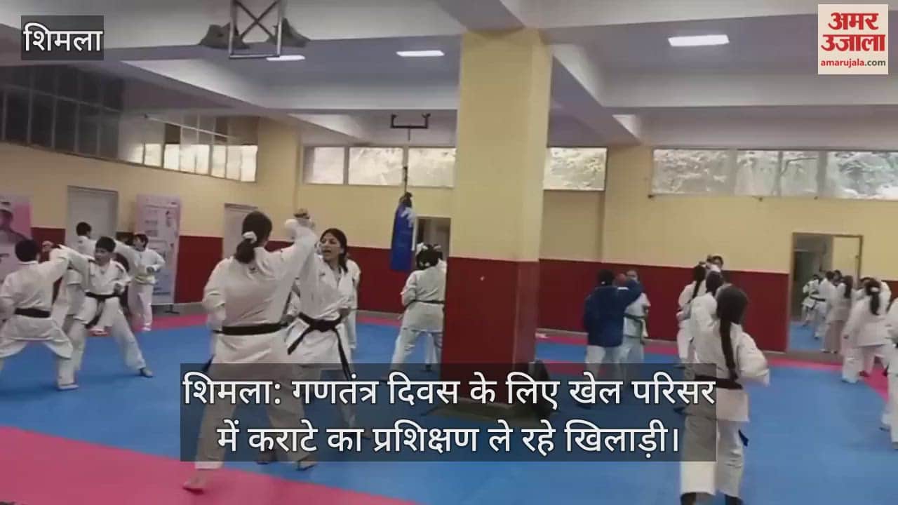 Shimla: Players taking karate training at the sports complex for Republic Day