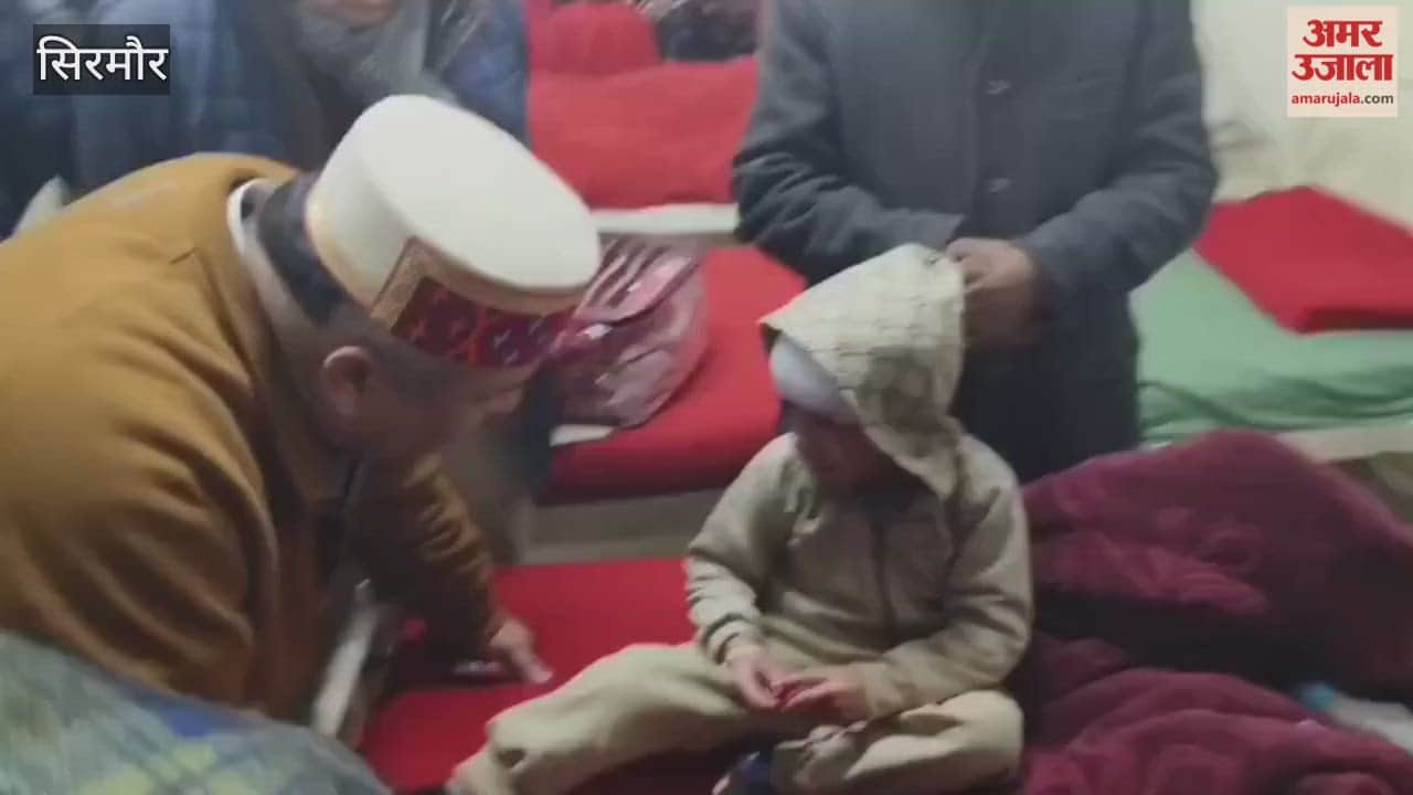 Sirmour MLA Vinay Kumar and Ajay Solanki asked about the well-being of the injured at the medical college