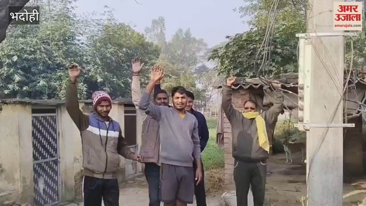Transformer burnt out for five days angry villagers stage protest