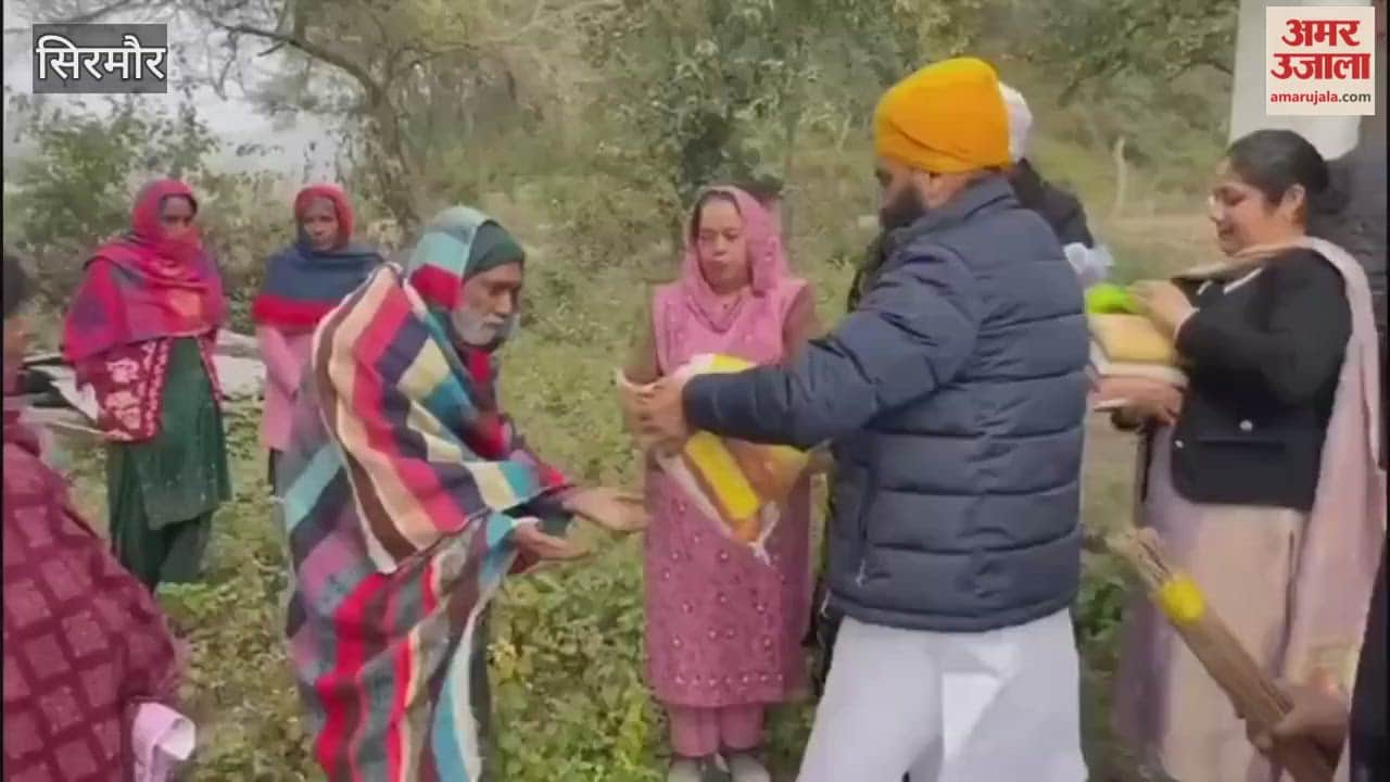 Sirmour Dashmesh Roti Bank distributes ration to 50 needy families