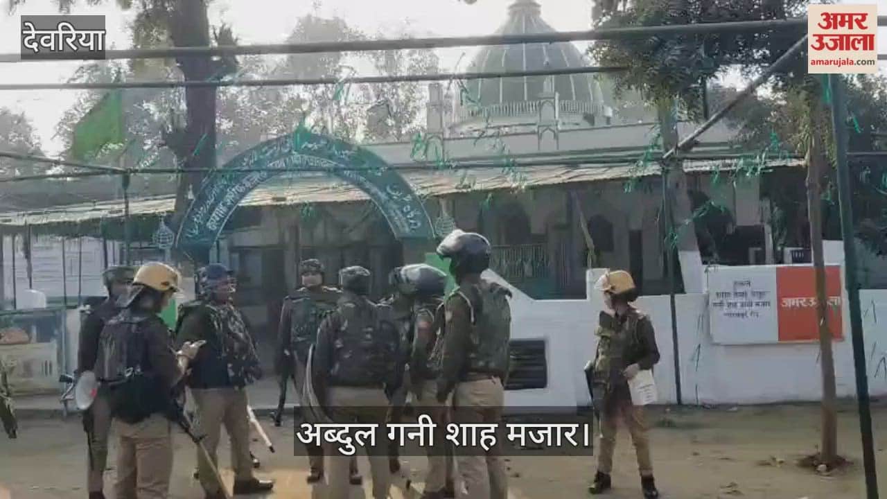 JCB arrives to demolish Abdul Ghani Shah Mazar Kurna drain