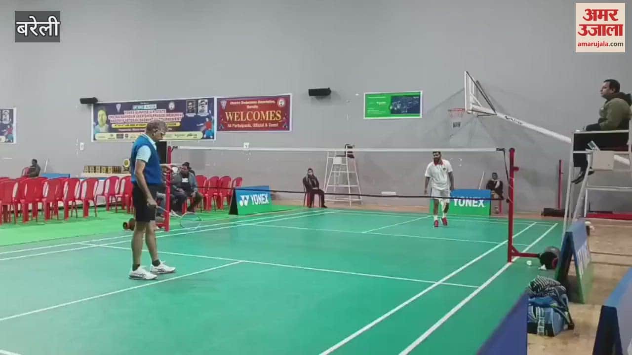 Several matches on the third day of the veteran badminton tournament