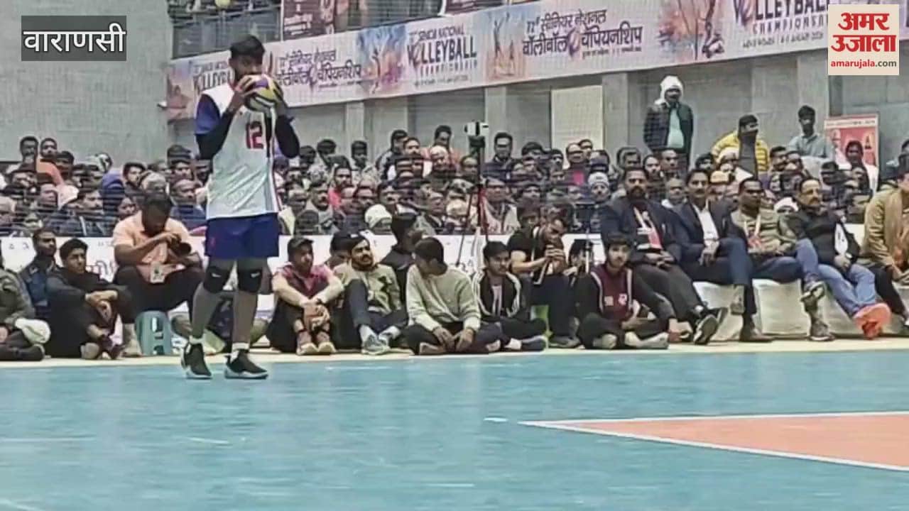 Match between Indian Railways and Kerala men teams at Sigra Stadium