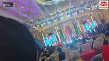 Punjabi singer Gurdas Maan gave colorful performance at Gurugram Lohri festival