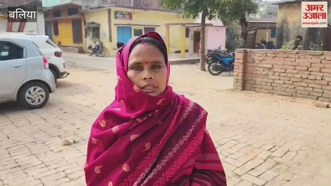 pickpocket stole purse full of jewelry at bus stand