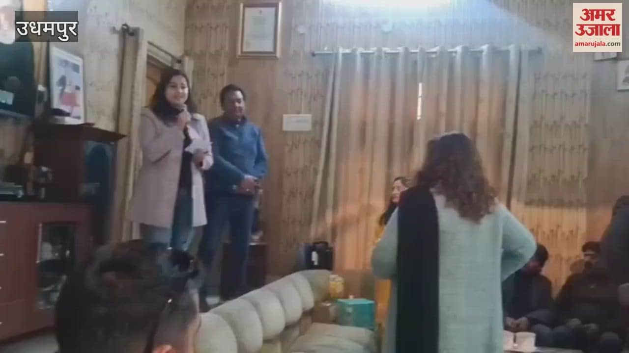 A confluence of literature and music, Ranjoo Gupta's ghazal was launched in Adarsh Colony.