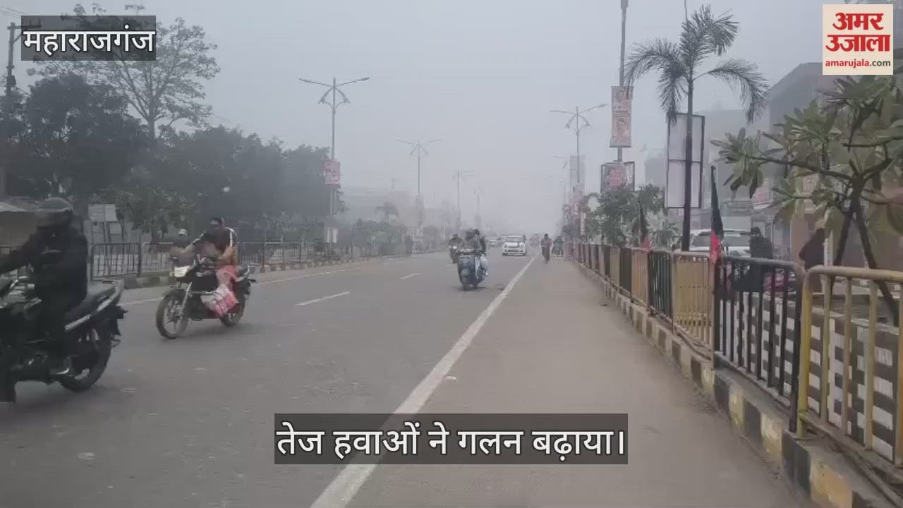 Strong winds increased the melting, fog covered the roads