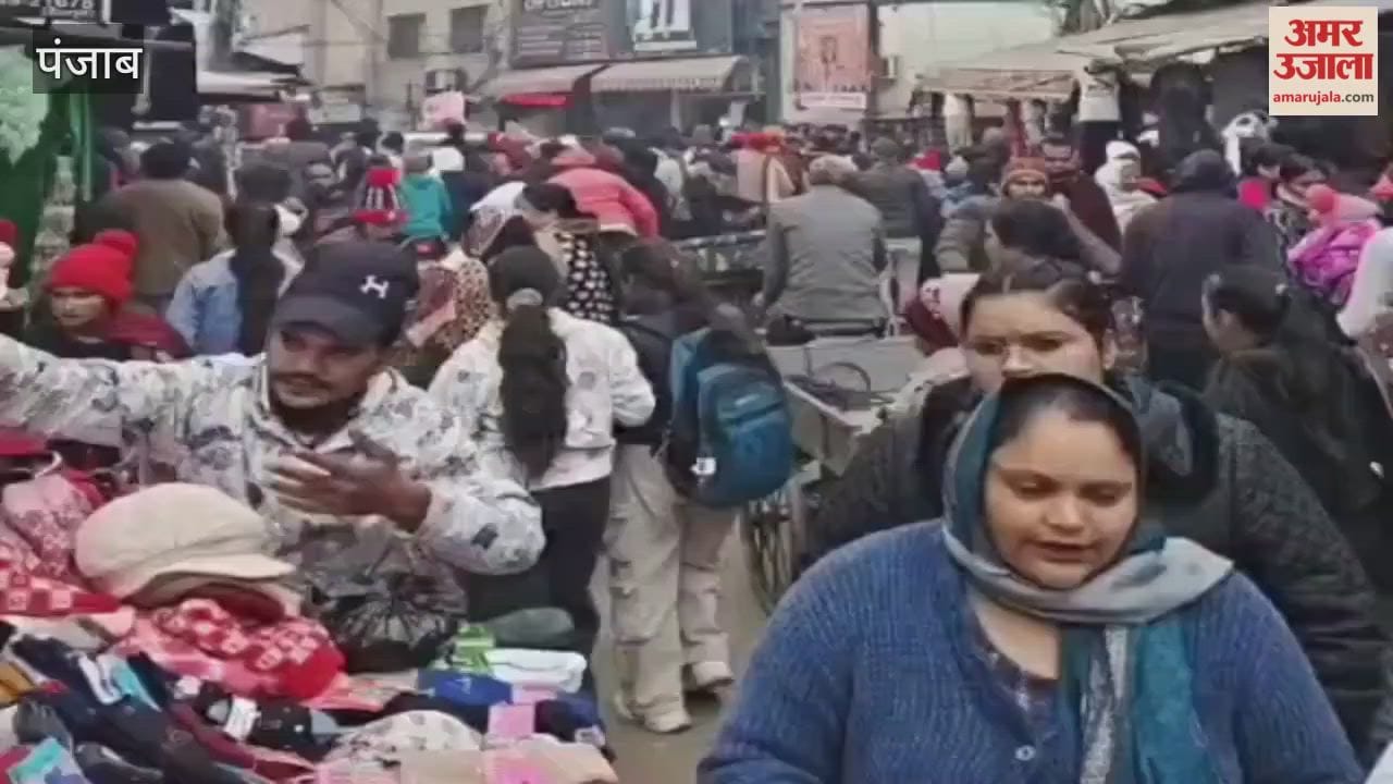 People are troubled by the traffic jams at Naiyan Wala Chowk in Phagwara.