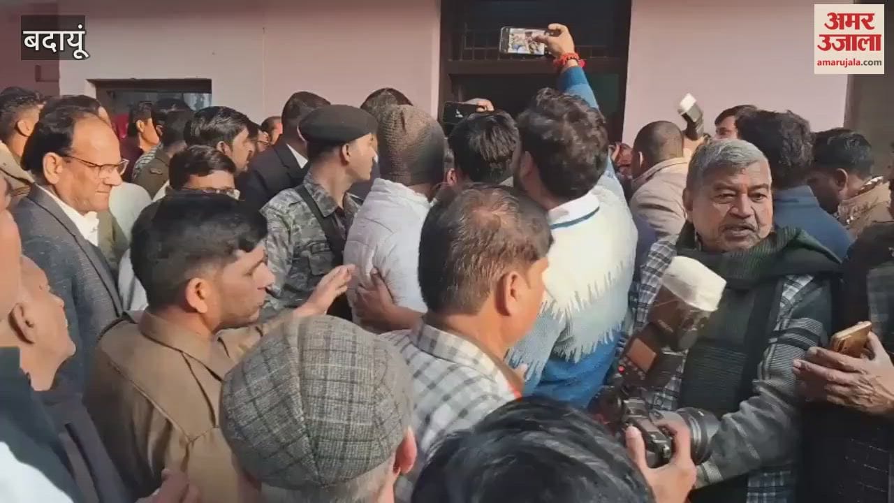Bilsi MLA Harish Shakya mother passes away Deputy CM meets the family in Budaun