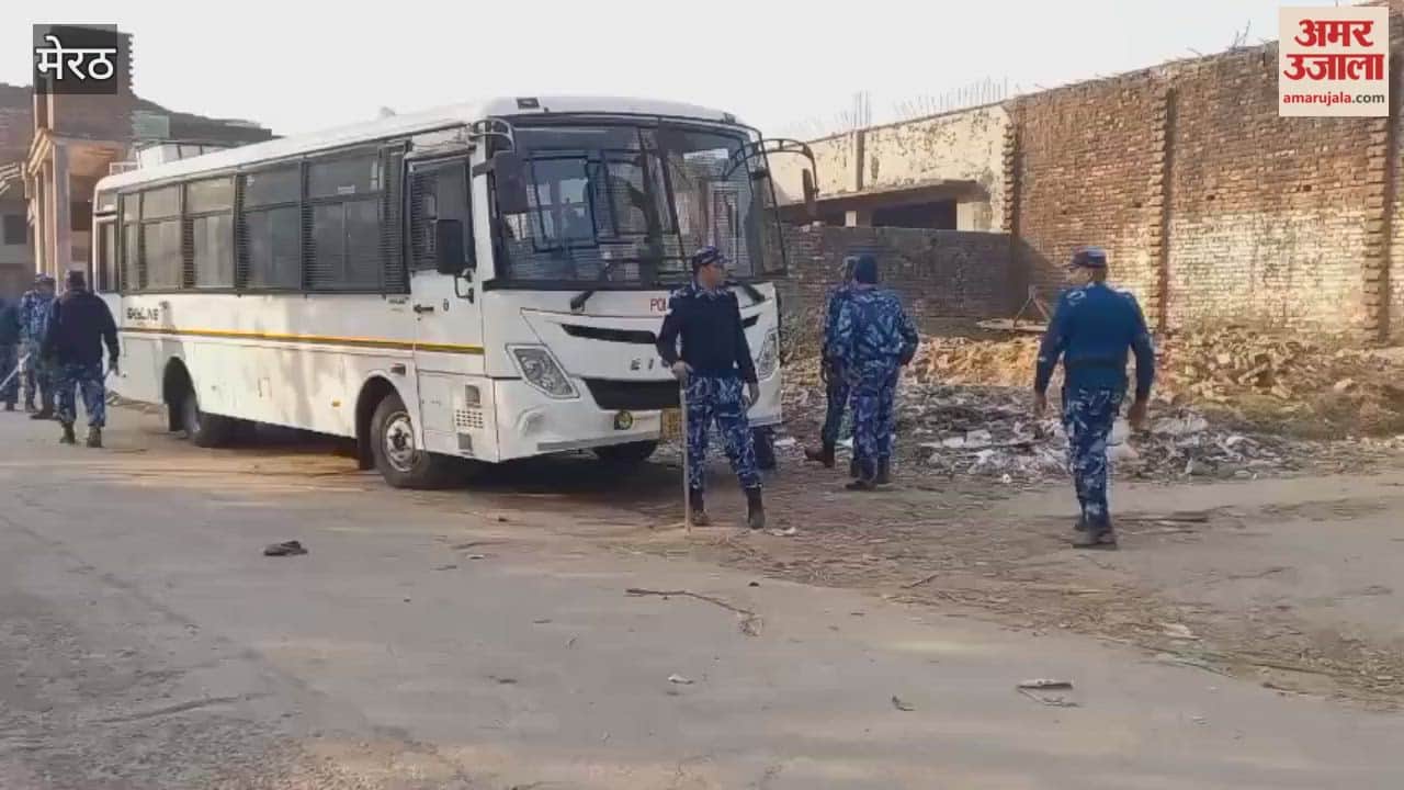 Meerut: Kapsad village borders sealed, without Aadhar card "no entry"