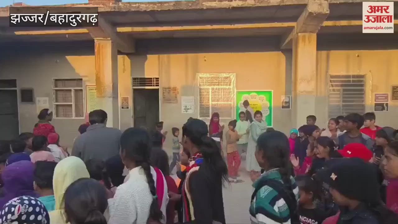 Nav Pankh Social Welfare Society celebrated Lohri and Makar Sankranti with children