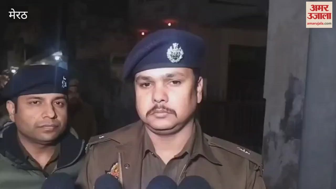 Bijnor: Dog performs circumambulation at Hanuman temple; villagers consider it a miracle, crowd gathers. Meerut: Prostitution racket busted at a massage parlor; five women and a man taken to the police station