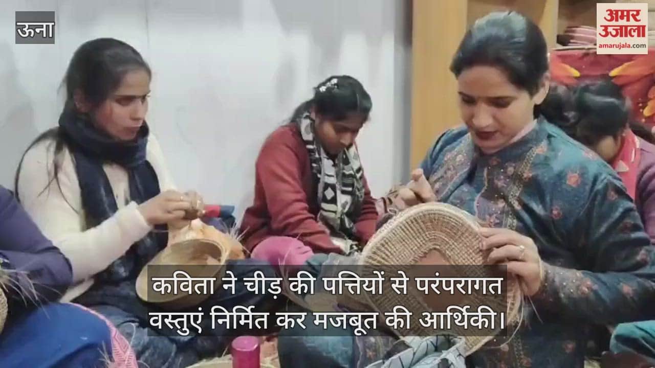 Kavita strengthened the economy by making traditional items from pine leaves.