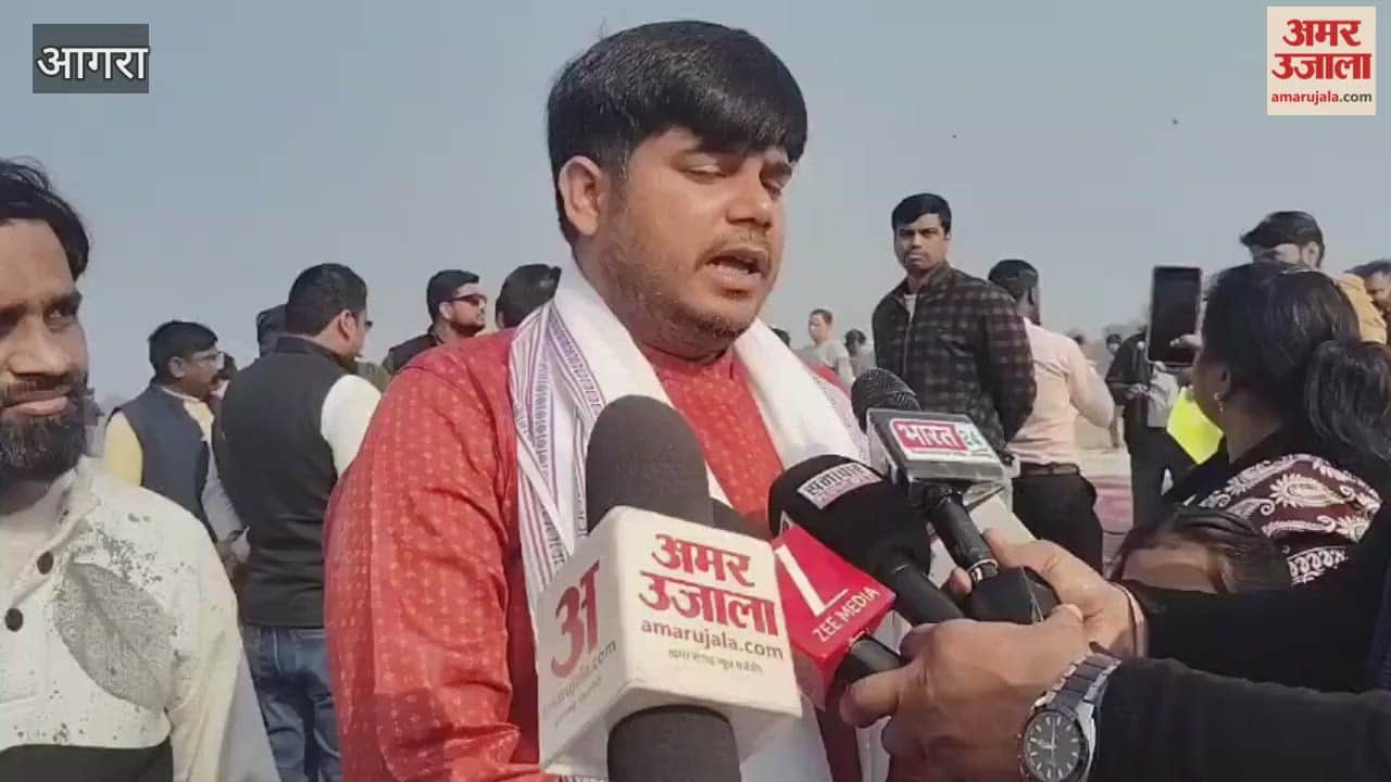 Patang mahotsav Celebrated at Yamuna Aarti Ghat on Makar Sankranti