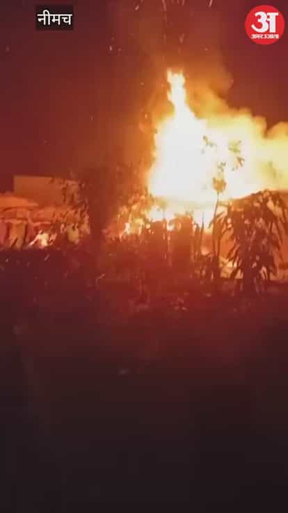 Neemuch News: Two Banjara groups clash over drain construction; stone pelting and stick fight injure several